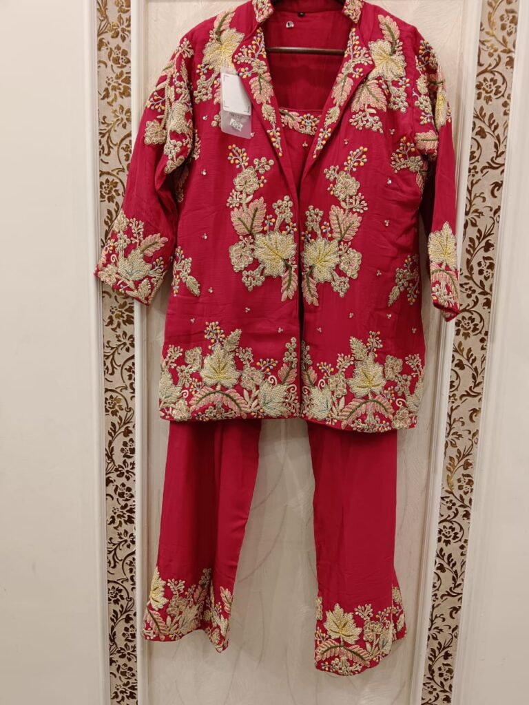 WhatsApp Image 2025-10-14 at 16.13