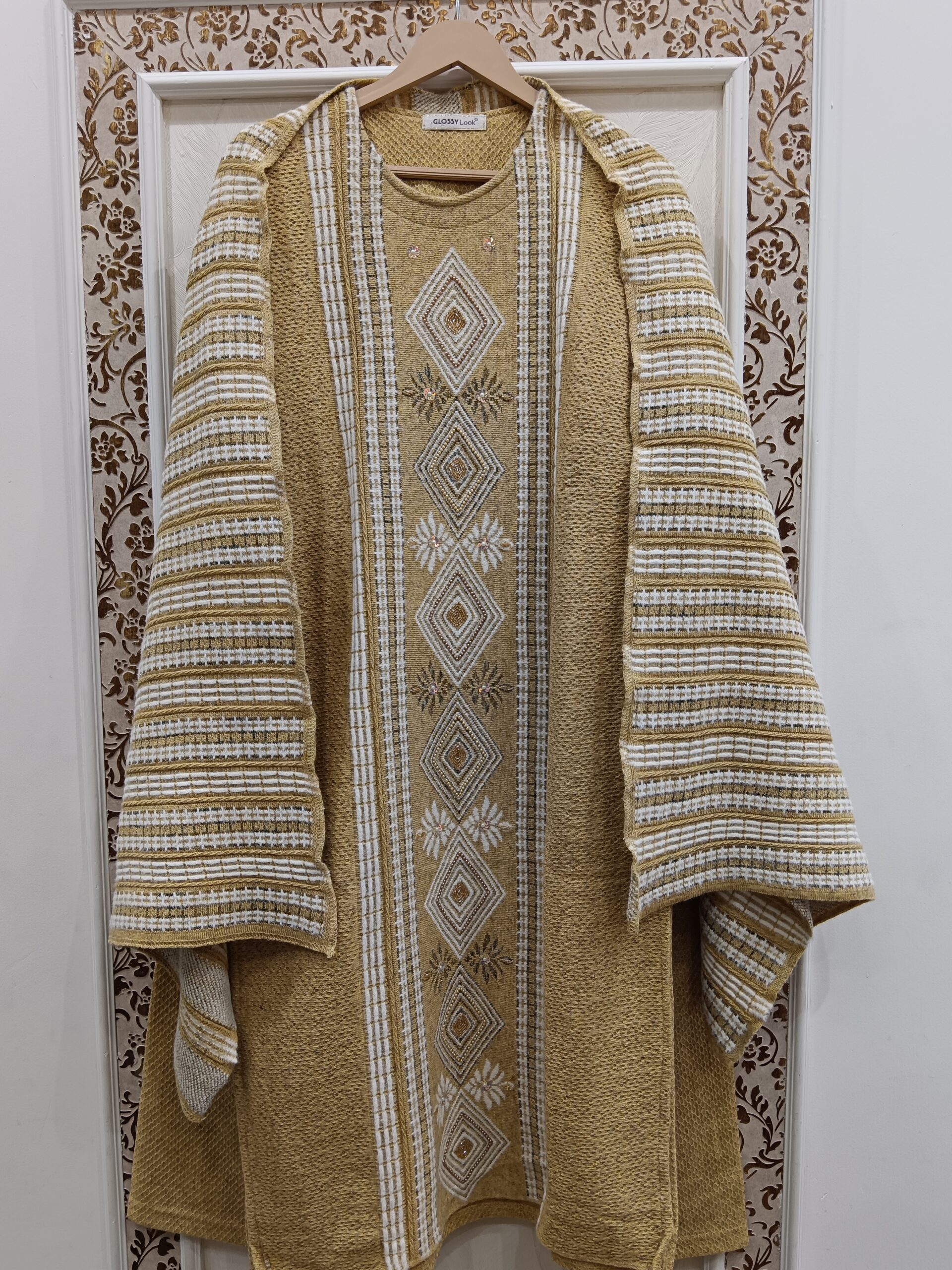 Premium Winter Wooden Suit with Full-Length Dupatta(Golden)