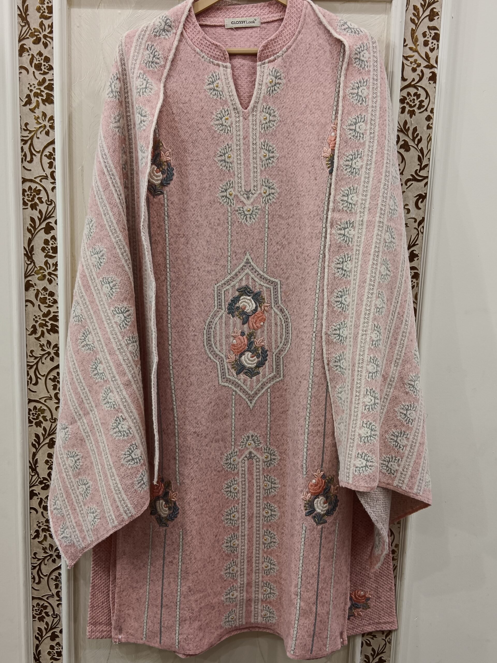 Premium Winter Wooden Suit with Full-Length Dupatta(Pink)